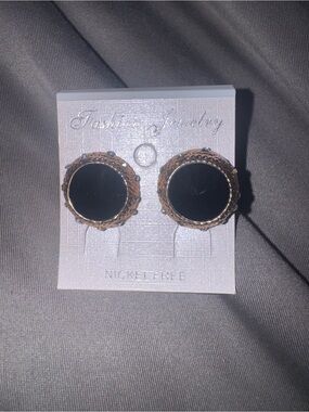 Fashion Jewelry Black and Gold Braided Edge Stud Earrings